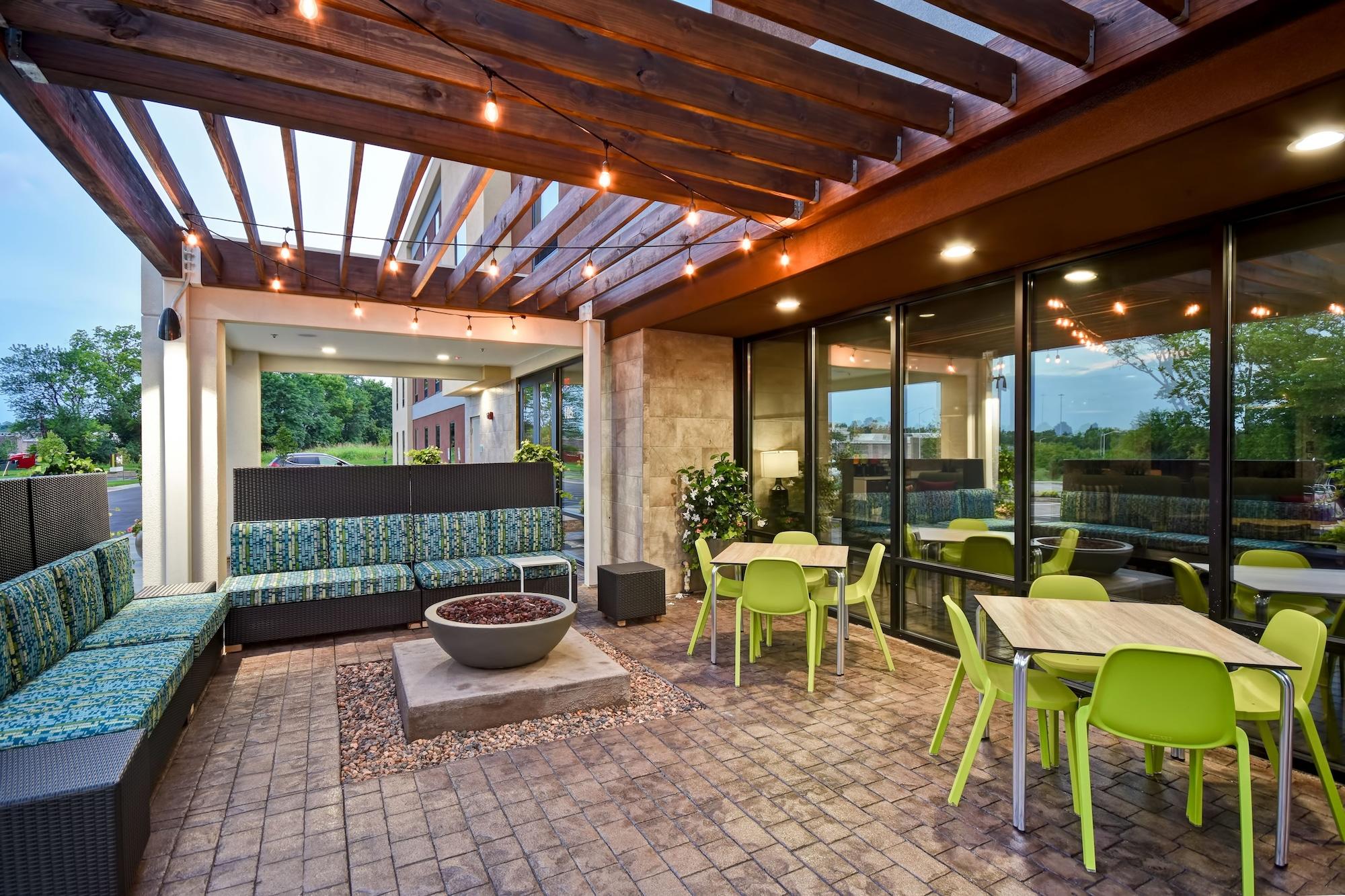 Home2 Suites By Hilton Frankfort Exterior foto