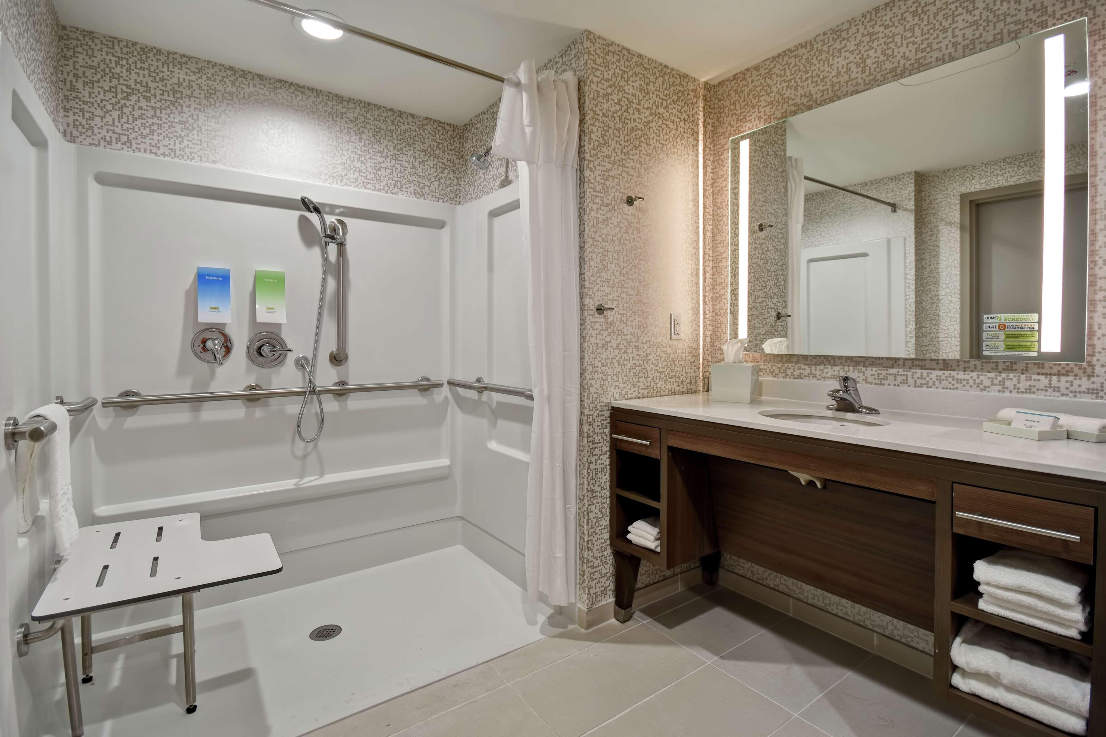 Home2 Suites By Hilton Frankfort Exterior foto