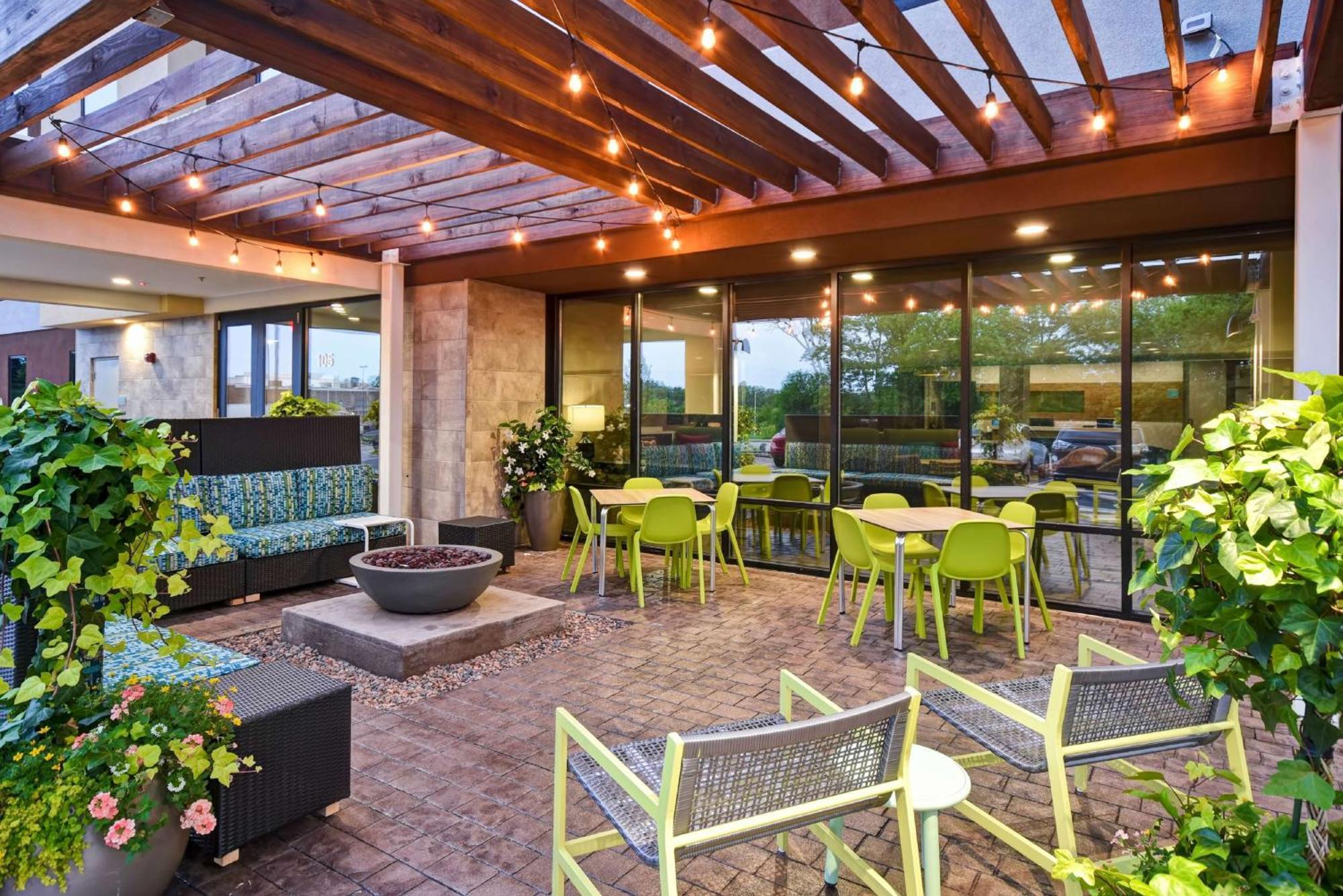 Home2 Suites By Hilton Frankfort Exterior foto